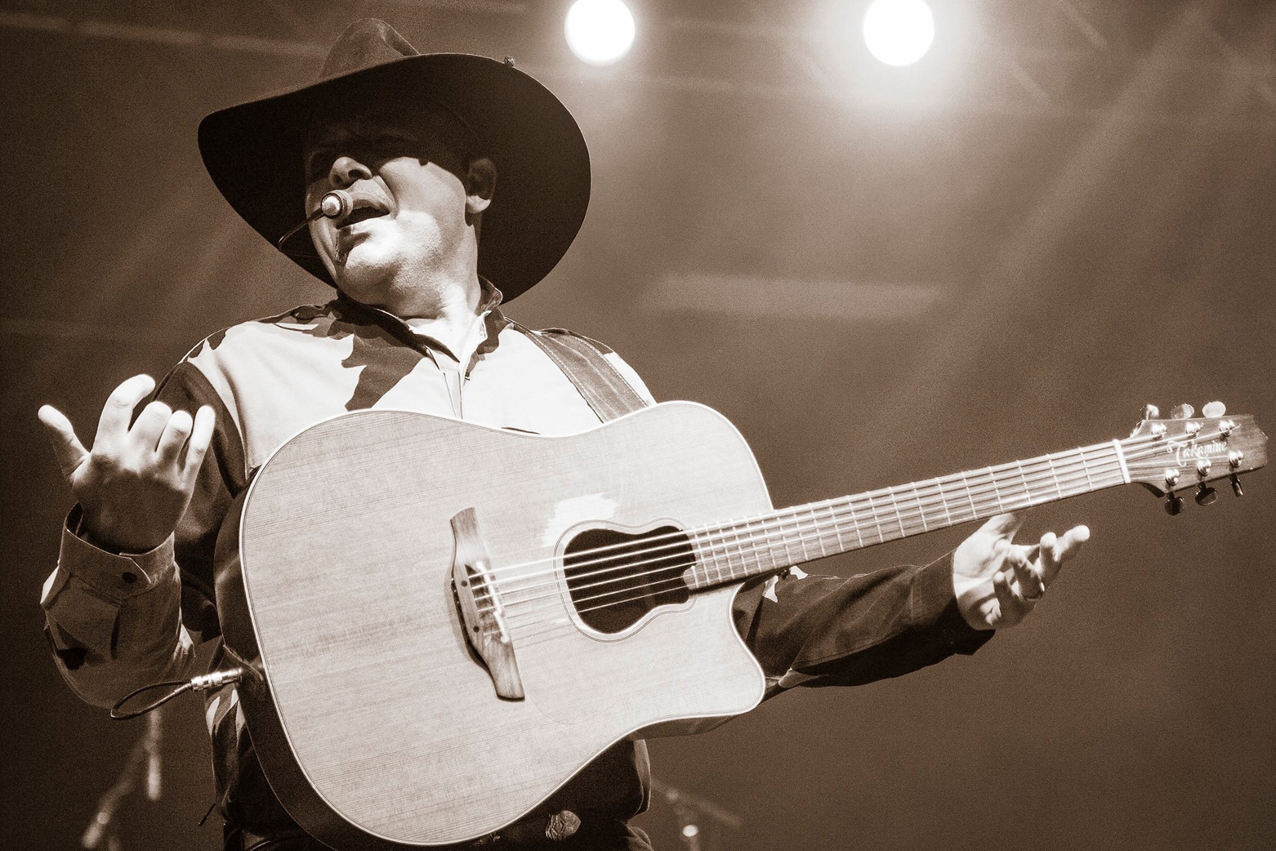 The Garth Guy